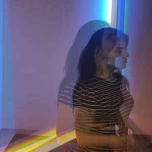 Meet your Posher, Faith